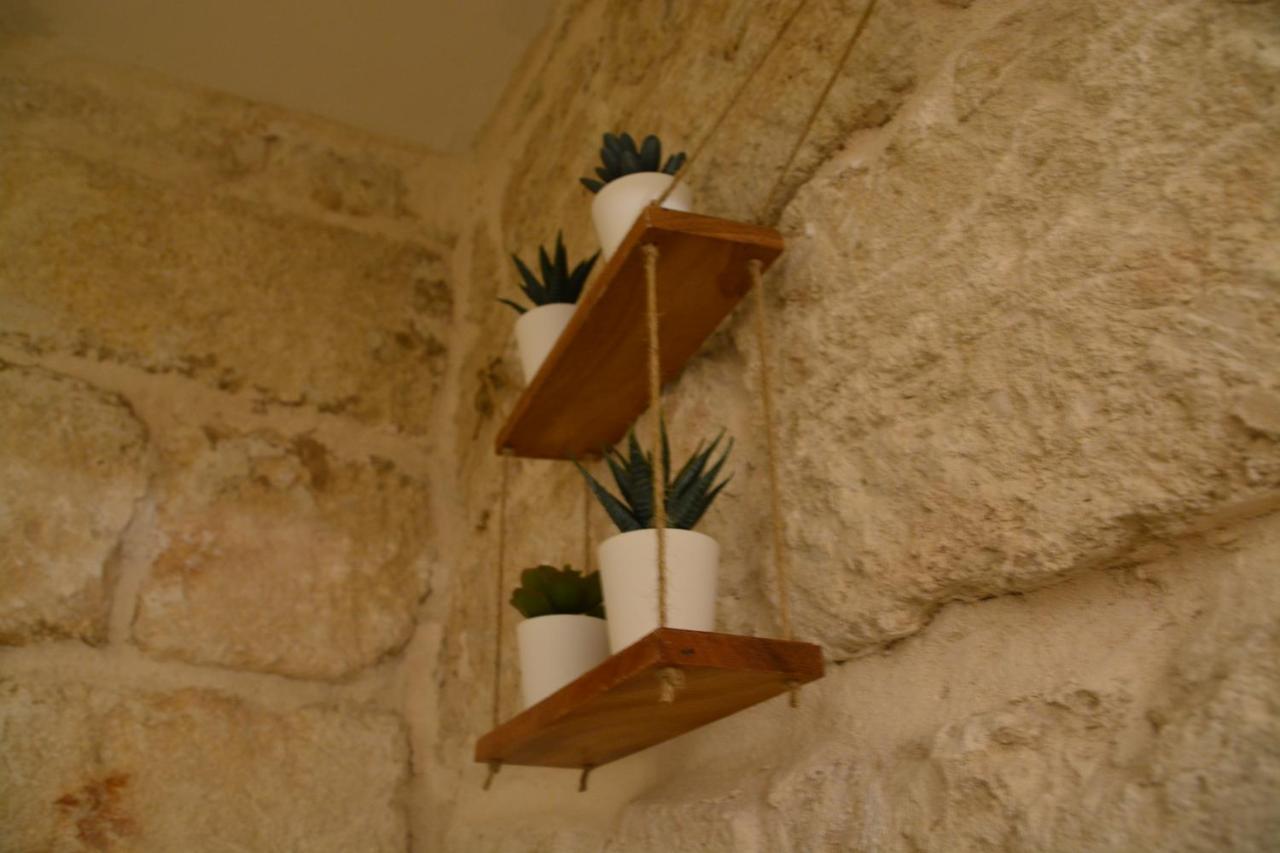 Racconti Di Pietra Acomodação com café da manhã Conversano Exterior foto