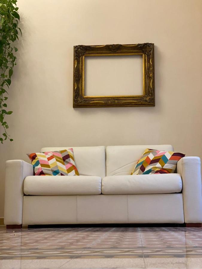 Racconti Di Pietra Acomodação com café da manhã Conversano Exterior foto