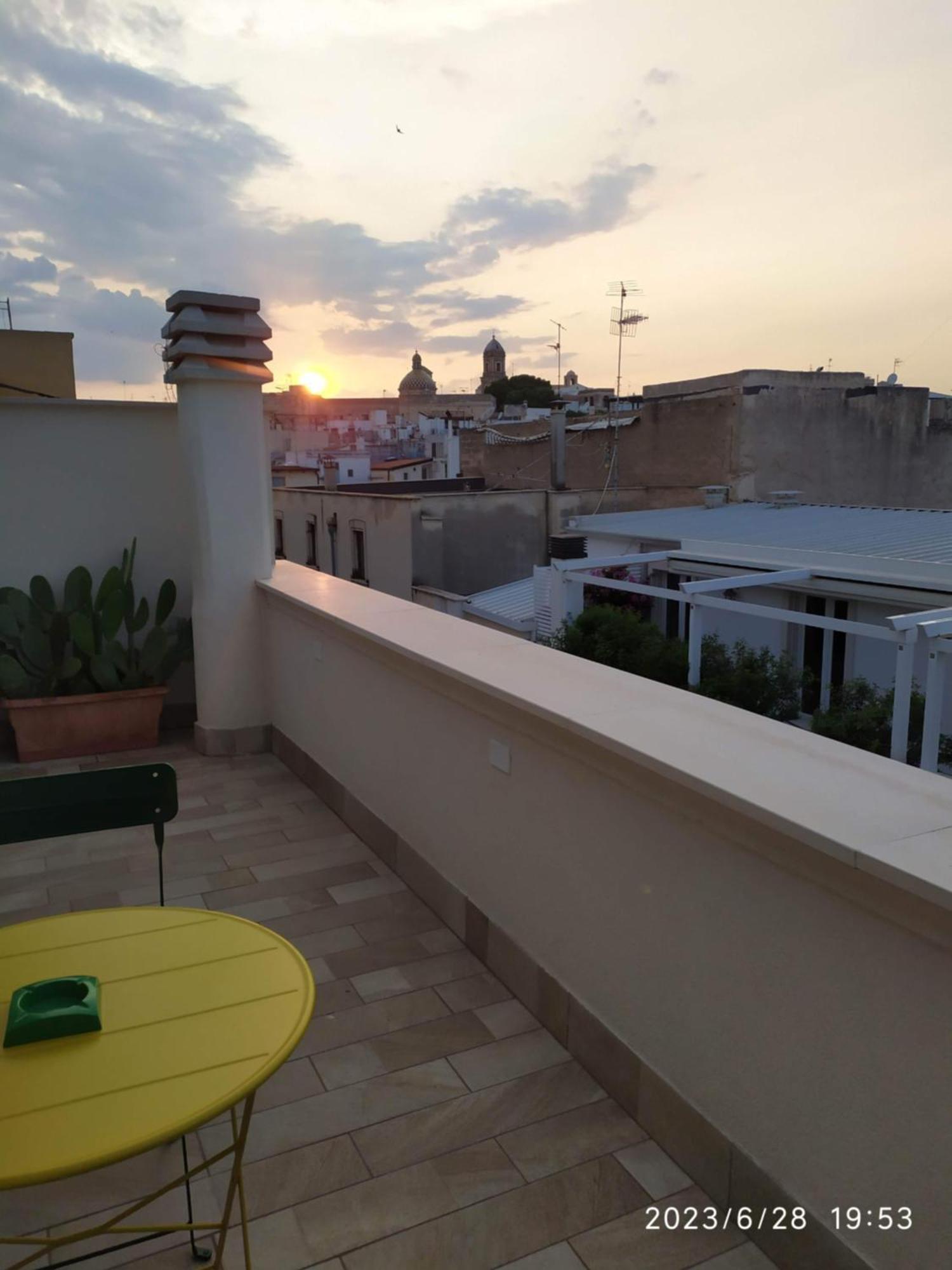 Racconti Di Pietra Acomodação com café da manhã Conversano Exterior foto
